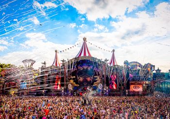 Tomorrowland เทศกาลดนตรี EDM ที่ใหญ่ที่สุดในโลก